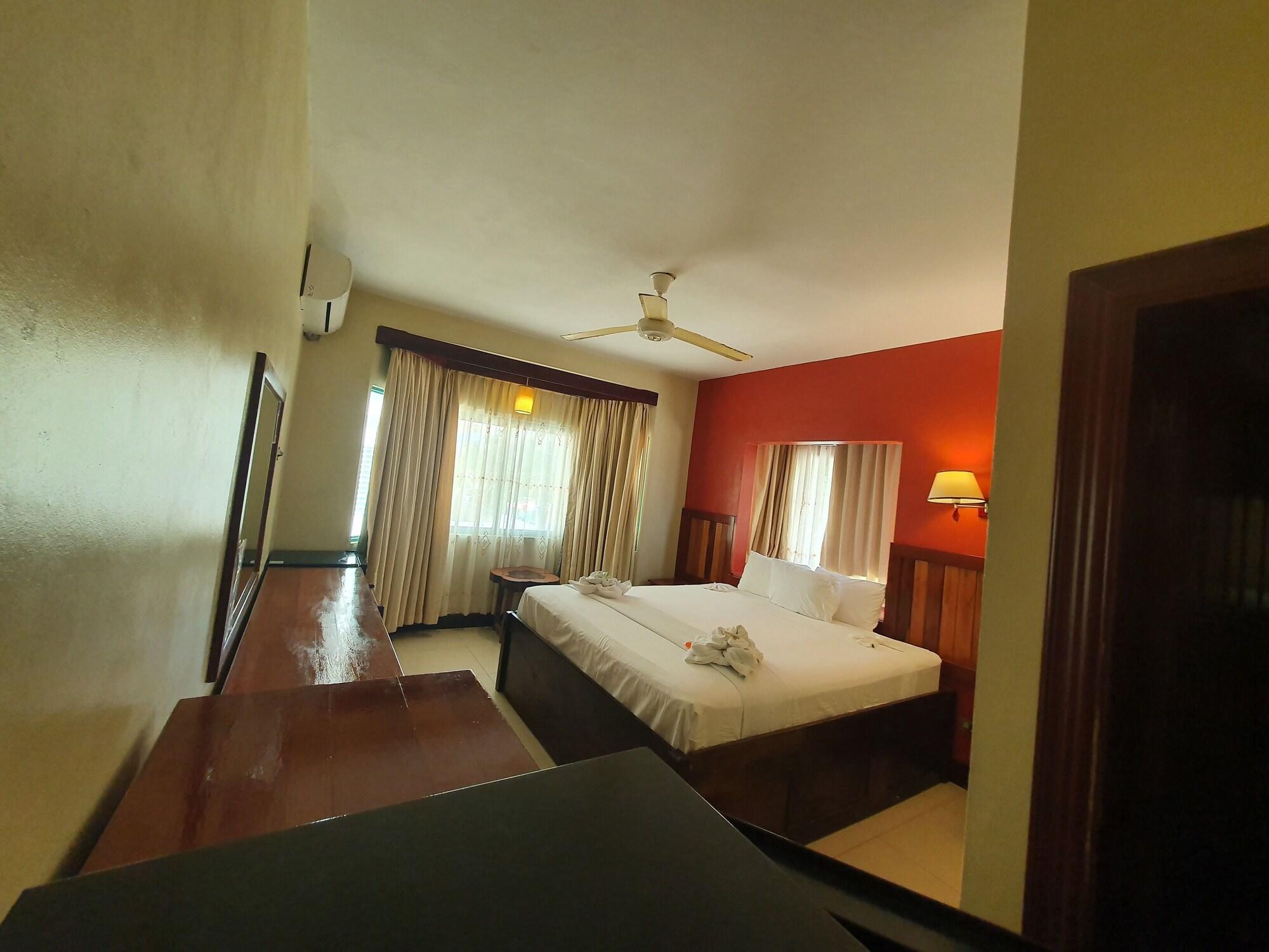 Caye Caulker Plaza Hotel 외부 사진