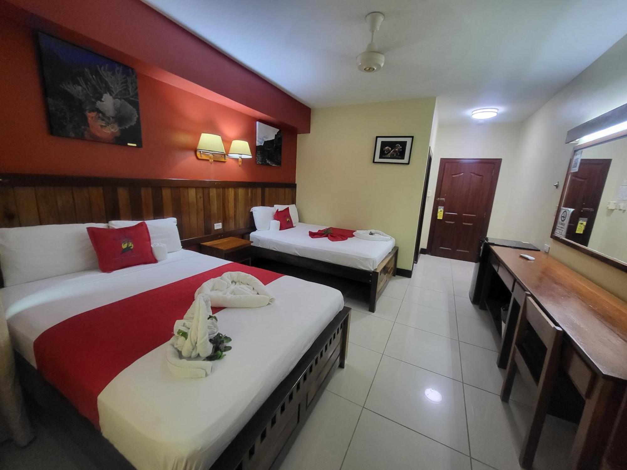 Caye Caulker Plaza Hotel 외부 사진